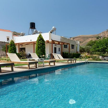 Agarathos Traditional Rooms With Pool Kalivianí Esterno foto