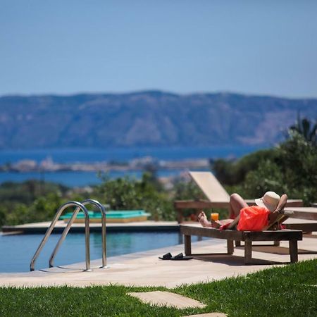 Agarathos Traditional Rooms - Pool - Kaliviani -On The Road To Balos Esterno foto